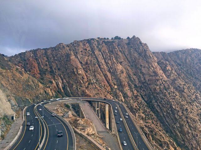 Al Hada Road